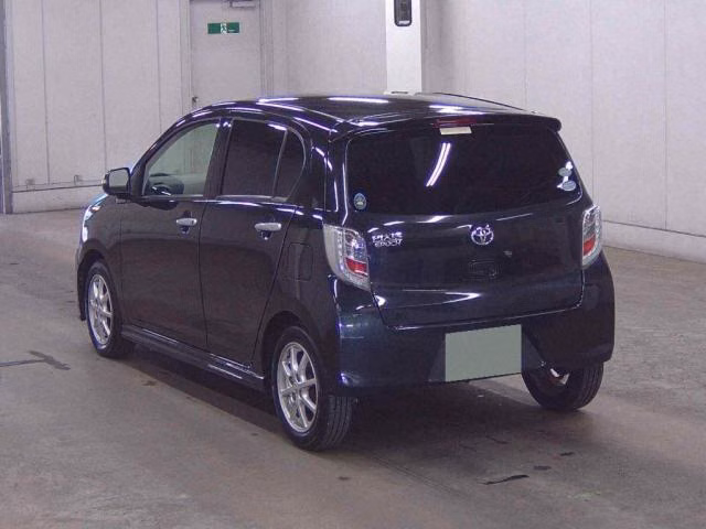 TOYOTA PIXIS EPOCH
