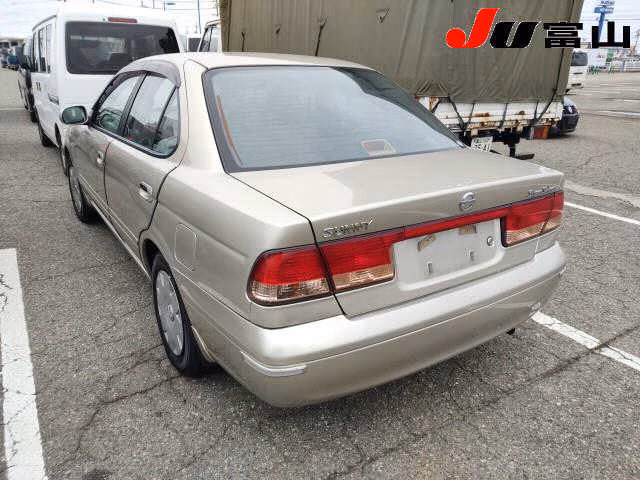 Nissan Sunny