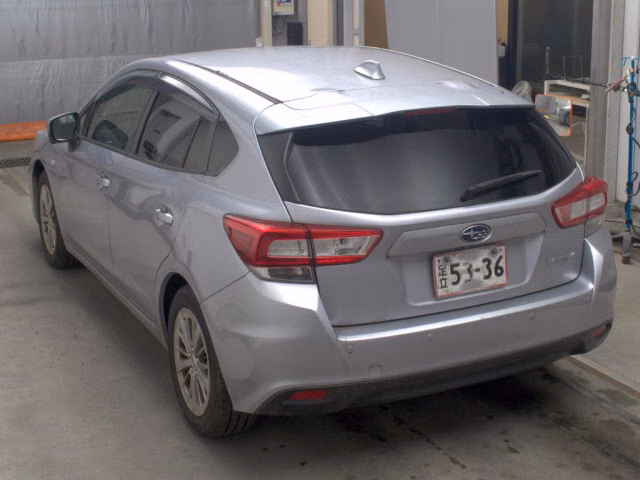 SUBARU IMPREZA