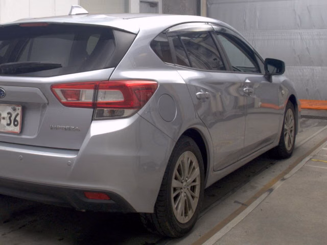 SUBARU IMPREZA