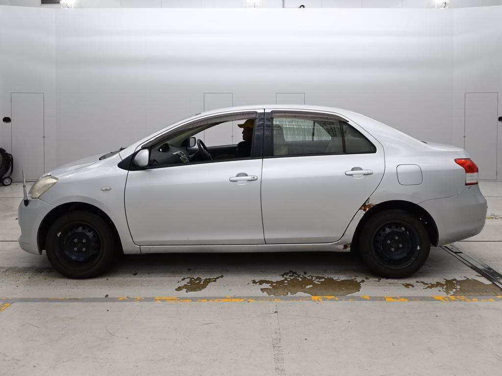 TOYOTA BELTA