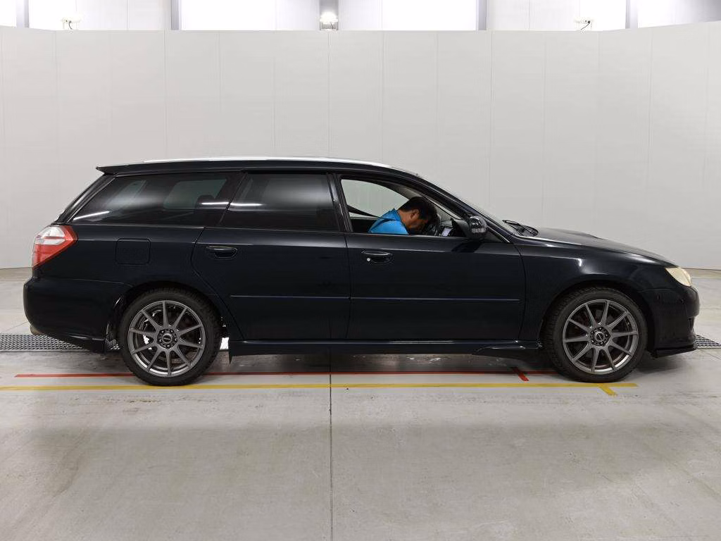 SUBARU LEGACY