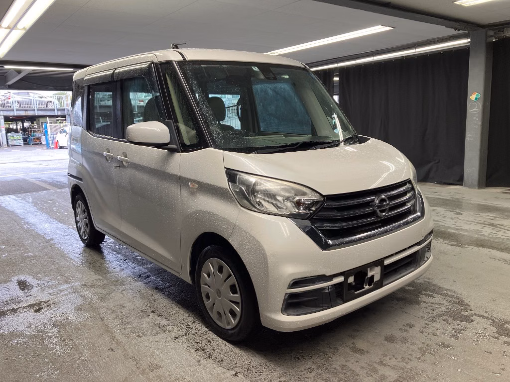 Nissan DAYZ Roox