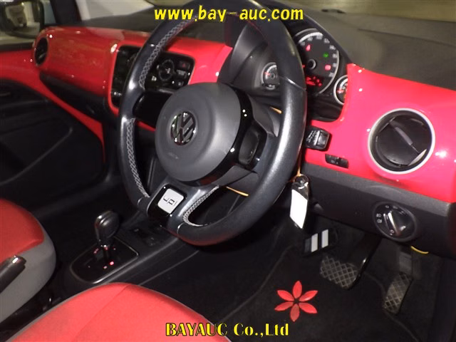 Volkswagen up!