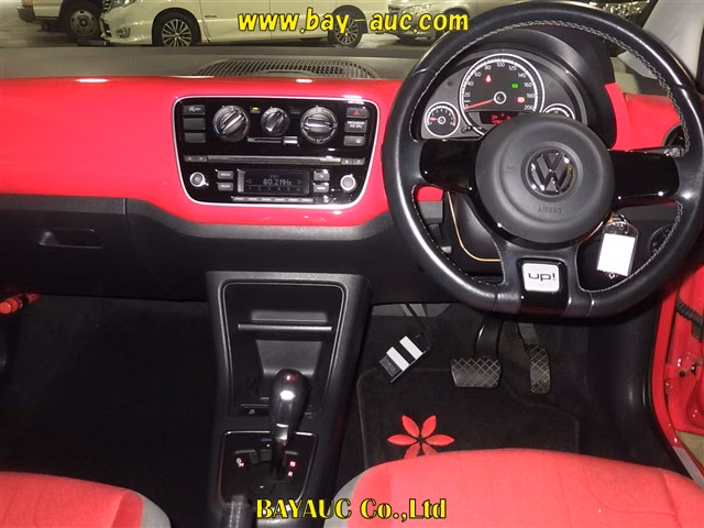 Volkswagen up!