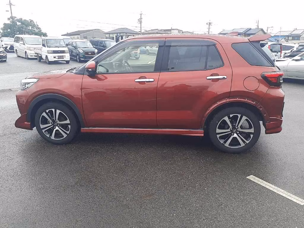DAIHATSU ROCKY