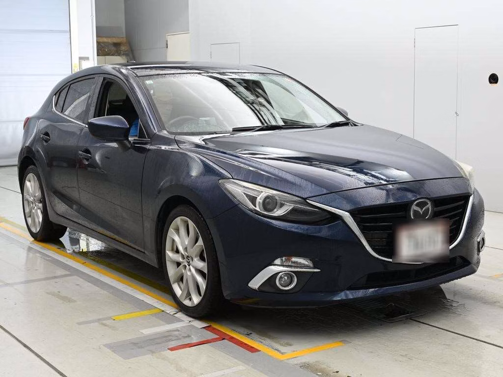MAZDA AXELA