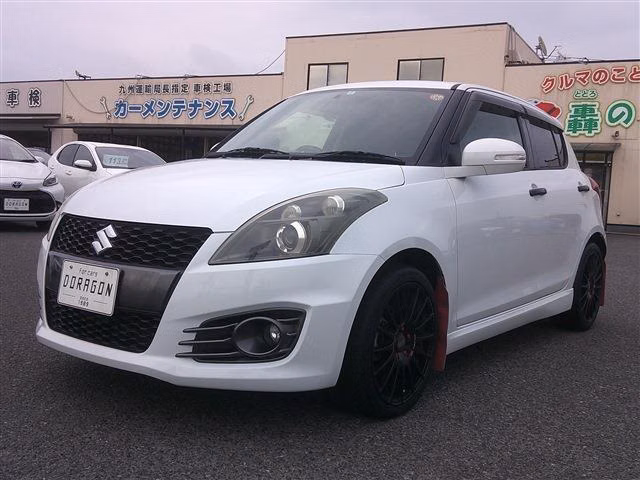 SUZUKI SWIFT