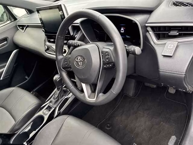 TOYOTA COROLLA CROSS