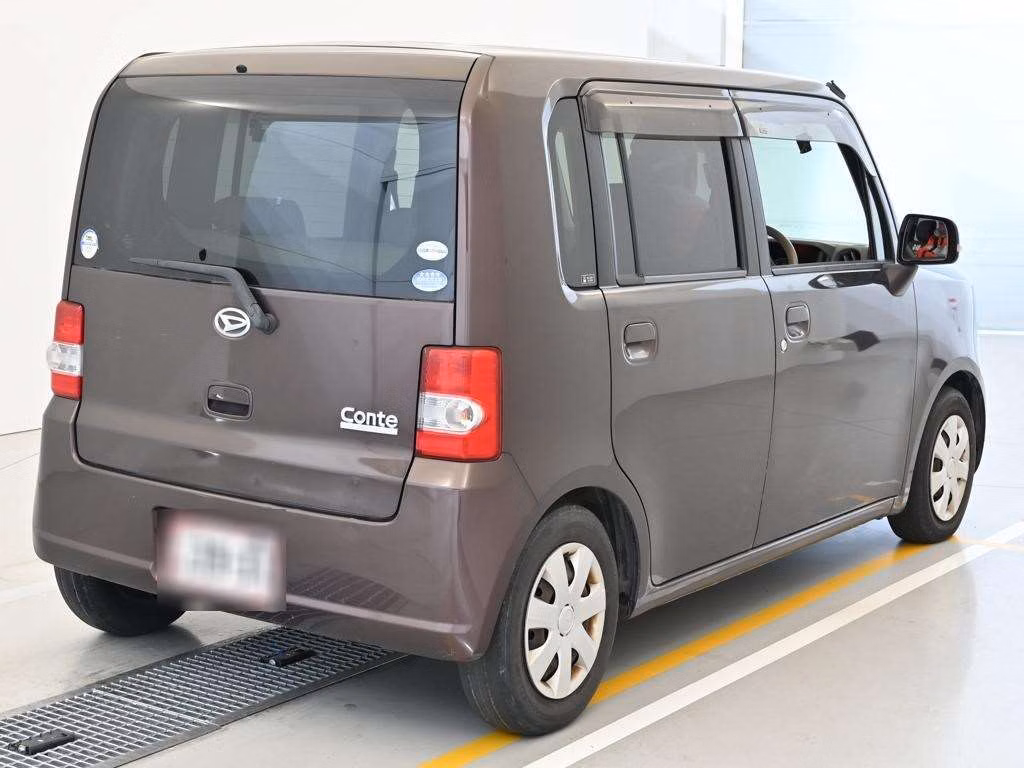 DAIHATSU MOVE CONTE
