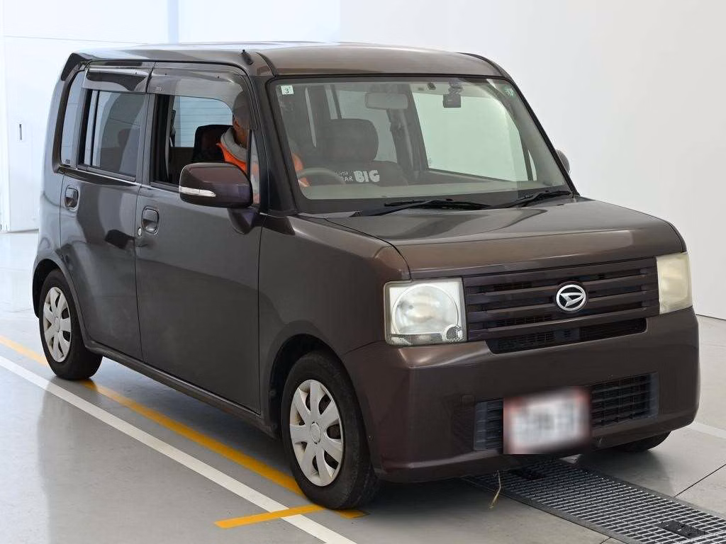 DAIHATSU MOVE CONTE