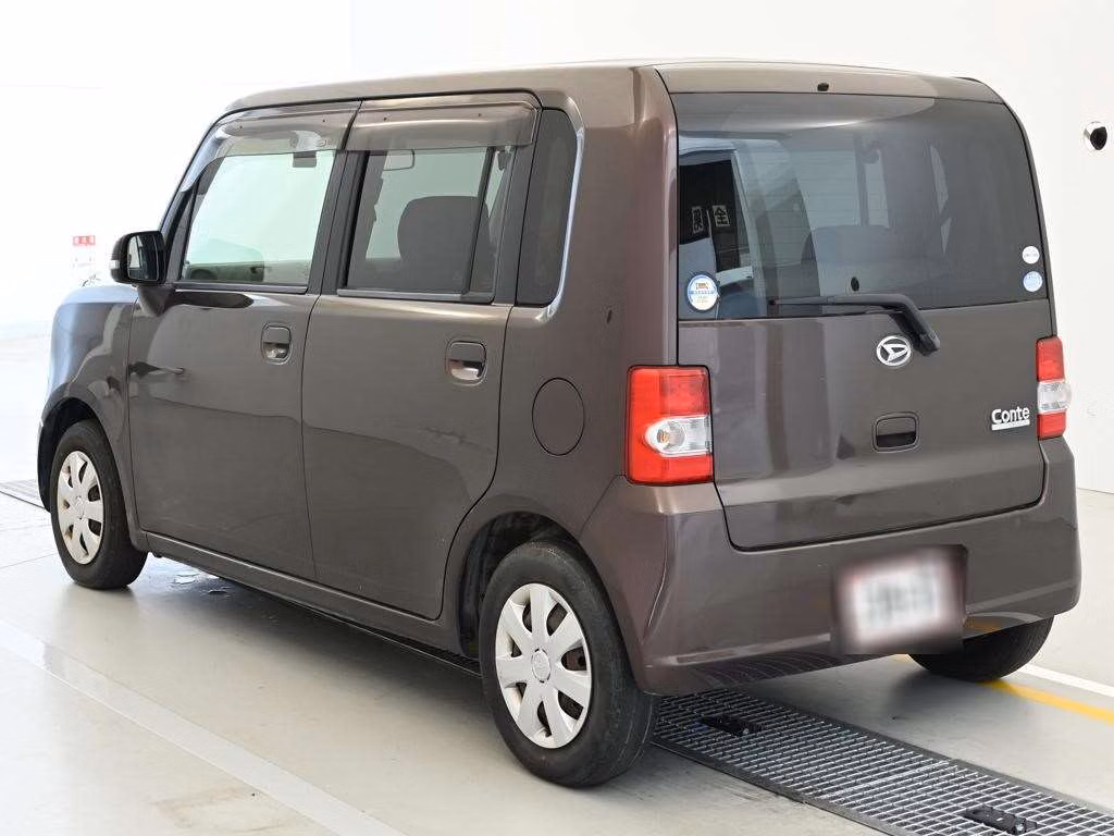 DAIHATSU MOVE CONTE