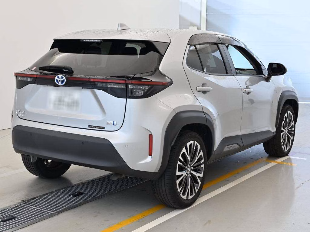 TOYOTA YARIS CROSS