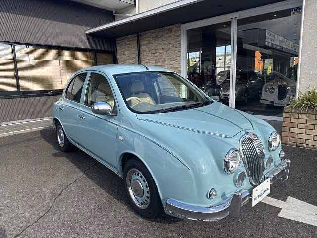 Mitsuoka Viewt
