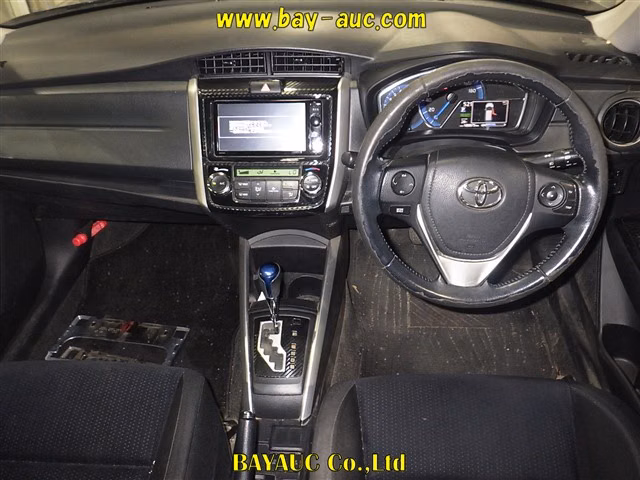 TOYOTA COROLLA FIELDER