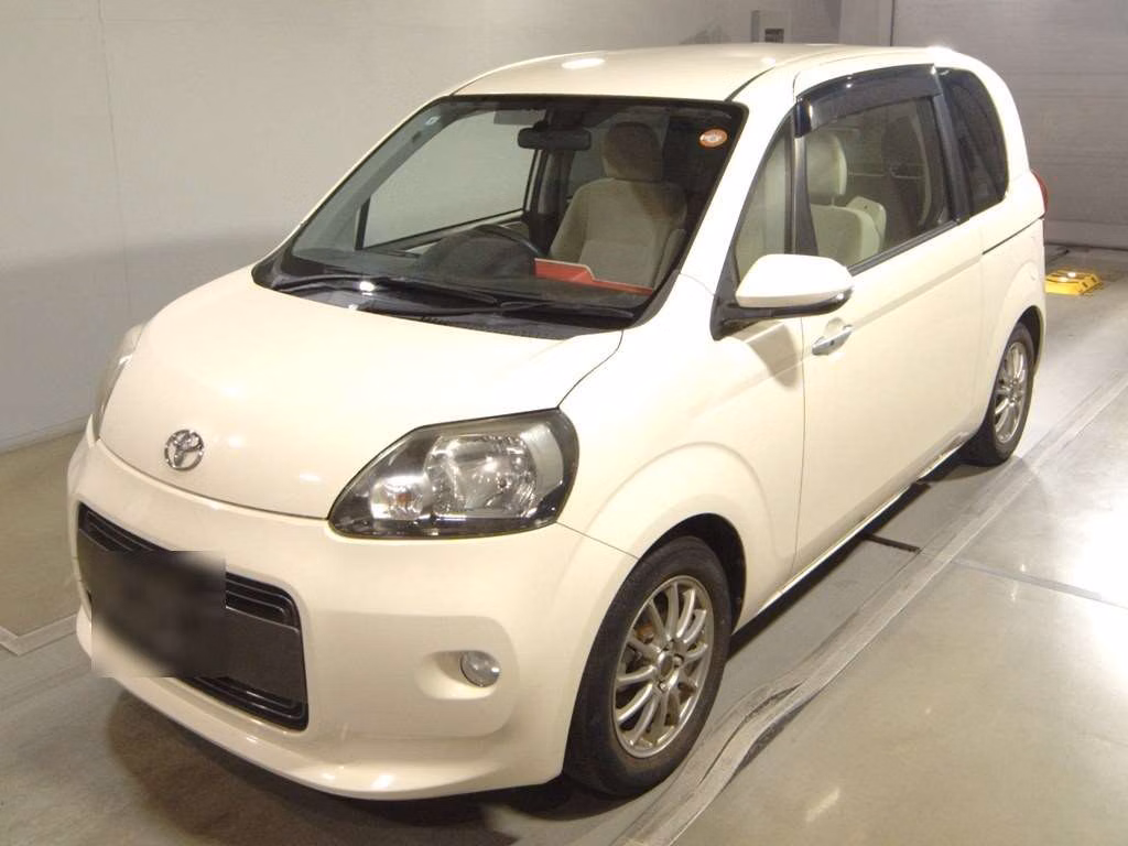 TOYOTA PORTE
