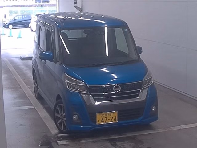 NISSAN DAYZ ROOX