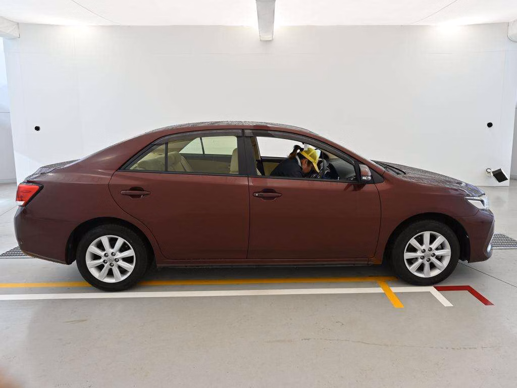 TOYOTA ALLION