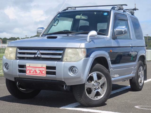 Mitsubishi Pajero Mini