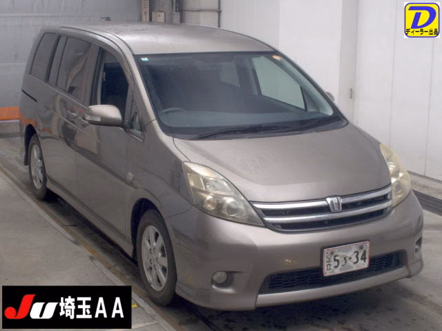 TOYOTA ISIS