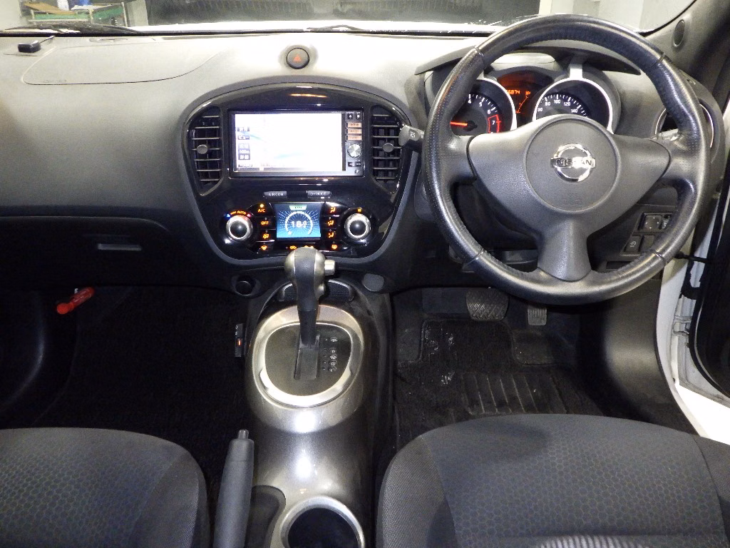 NISSAN JUKE
