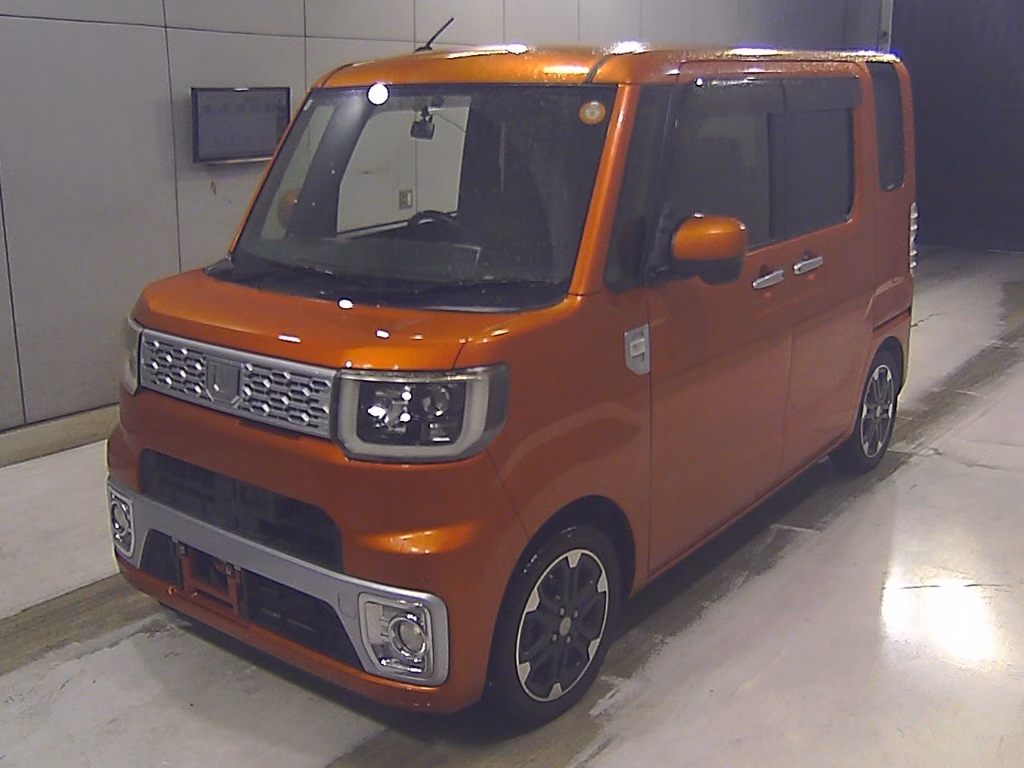 DAIHATSU WAKE