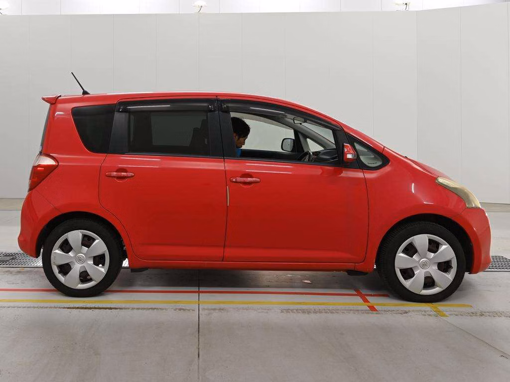 TOYOTA RACTIS