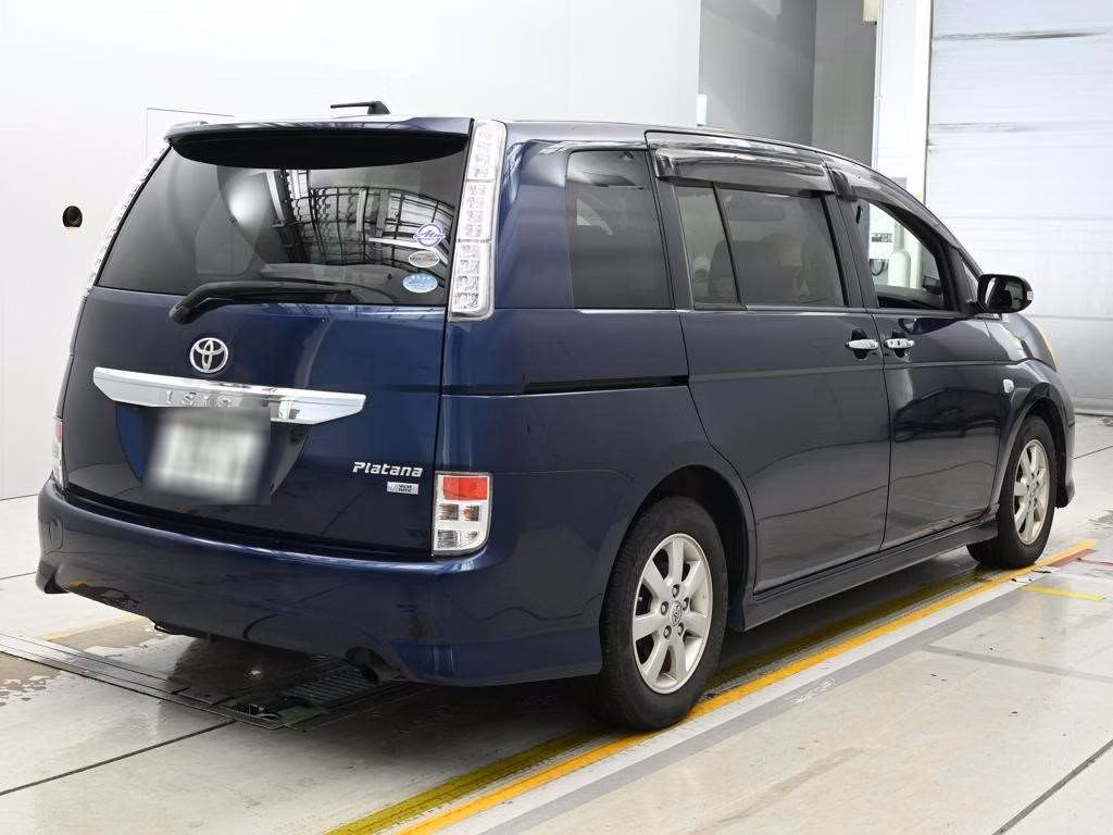 TOYOTA ISIS