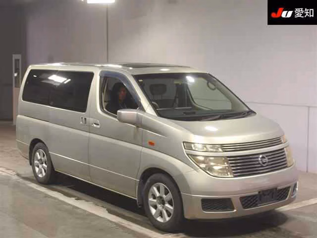 NISSAN ELGRAND
