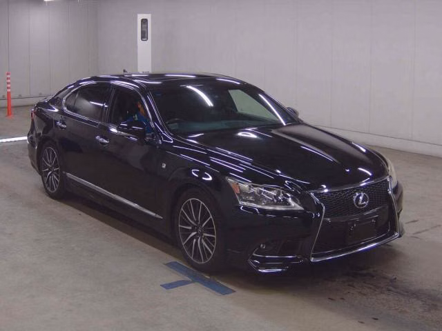LEXUS LS460