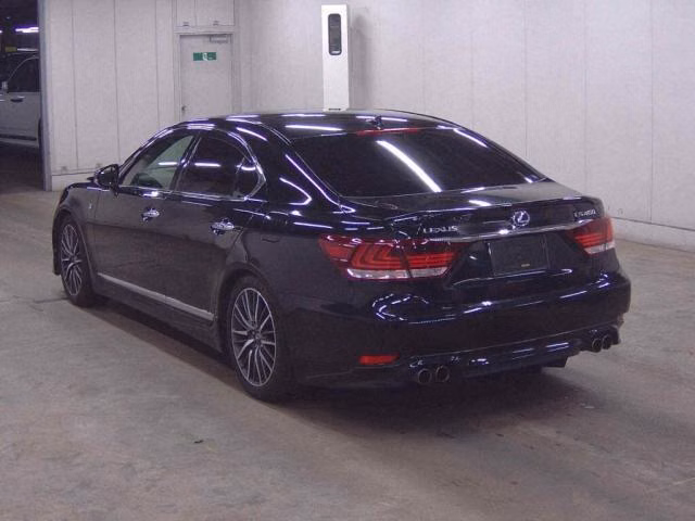 LEXUS LS460