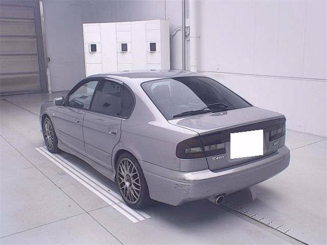 Subaru Legacy B4
