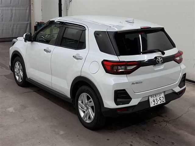 TOYOTA RAIZE