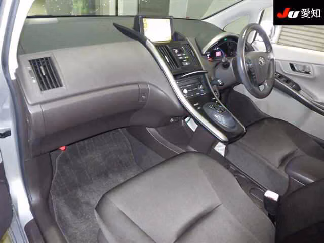 TOYOTA SAI