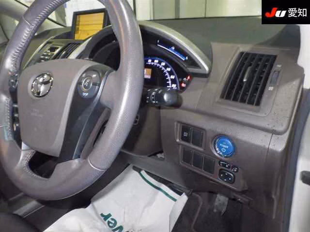 TOYOTA SAI