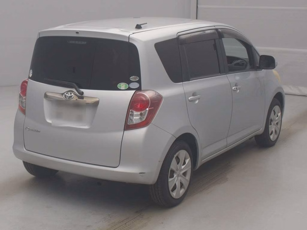 TOYOTA RACTIS