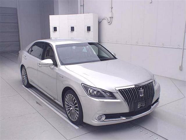 Toyota Crown Majesta
