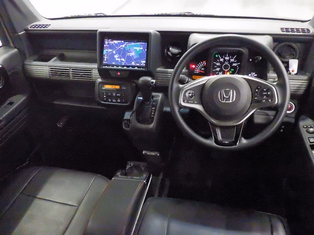HONDA N-VAN