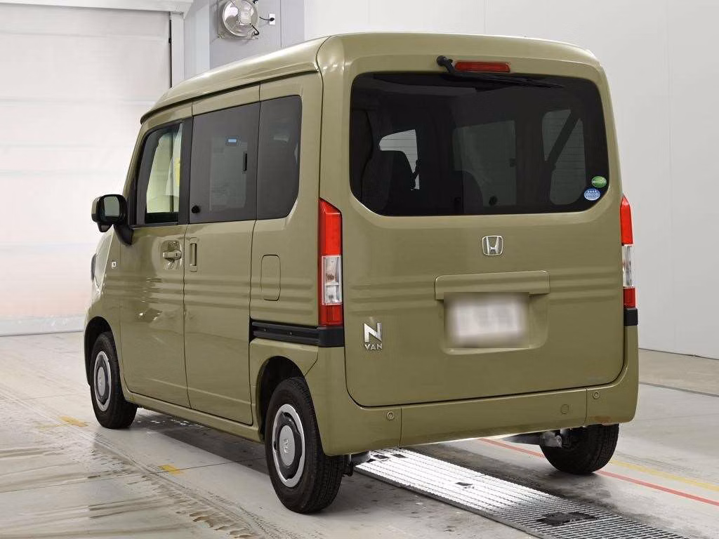 HONDA N-VAN