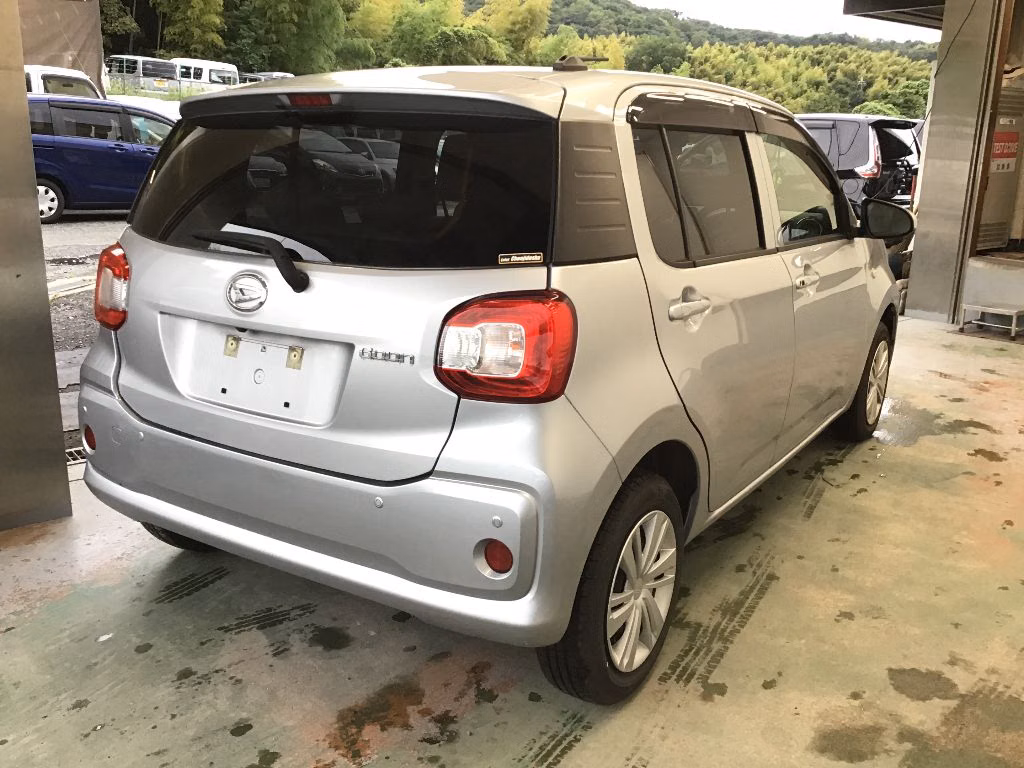 DAIHATSU BOON
