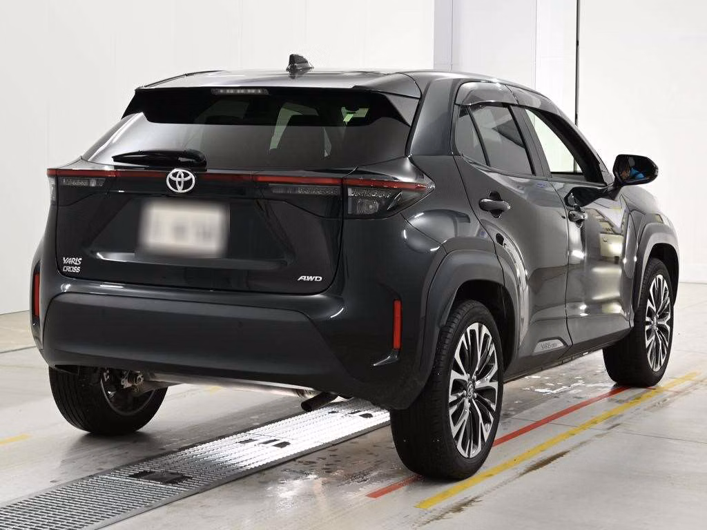 TOYOTA YARIS CROSS