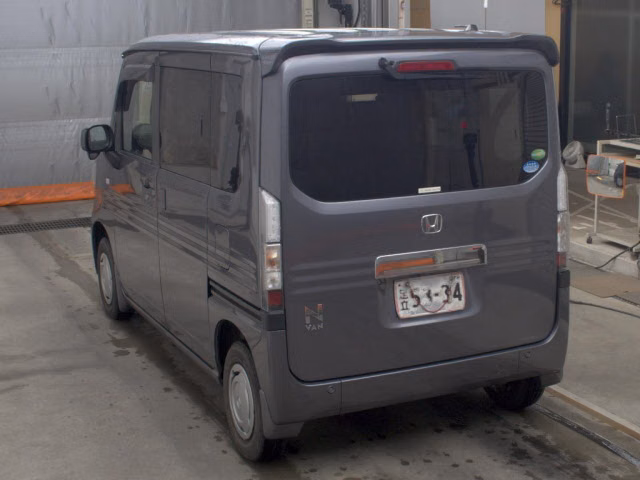 HONDA N-VAN