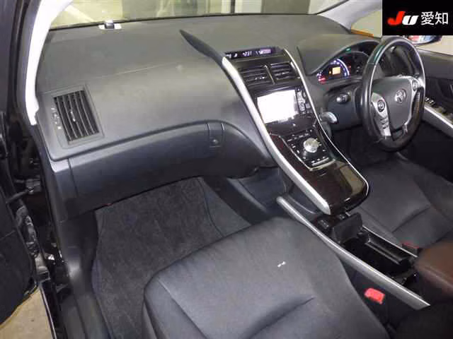 TOYOTA SAI