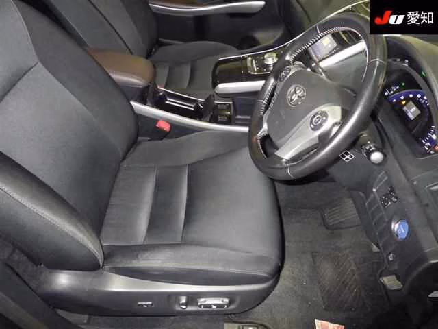 TOYOTA SAI
