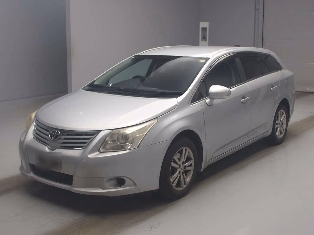 TOYOTA AVENSIS