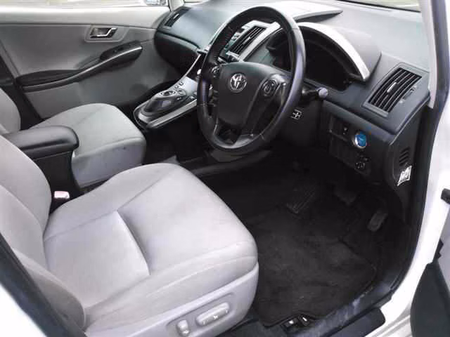 TOYOTA SAI