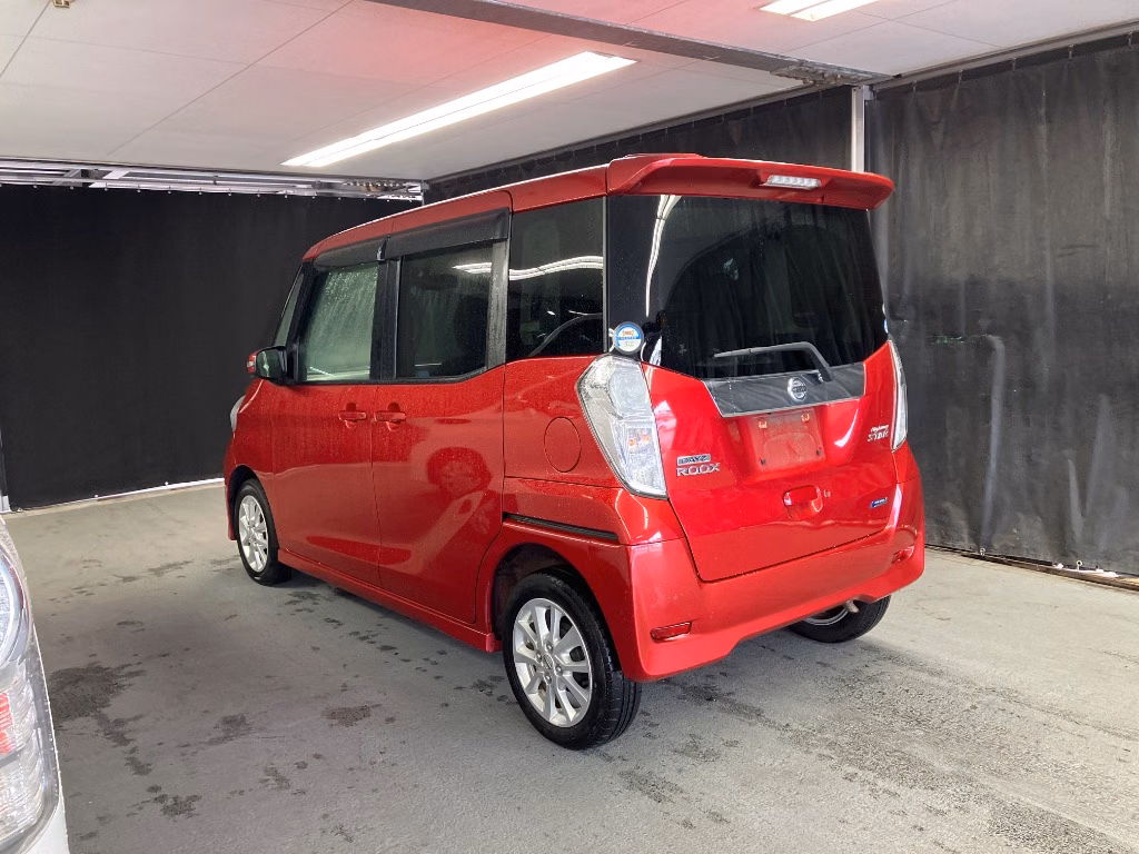 NISSAN DAYZ ROOX