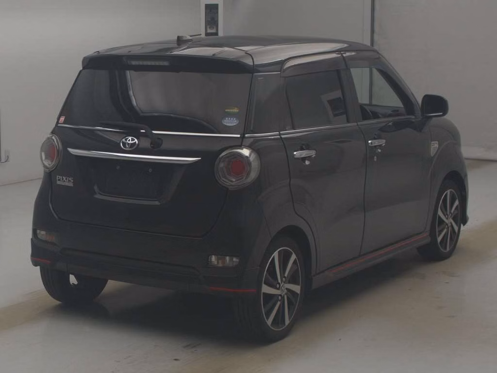 Toyota Pixis Joy