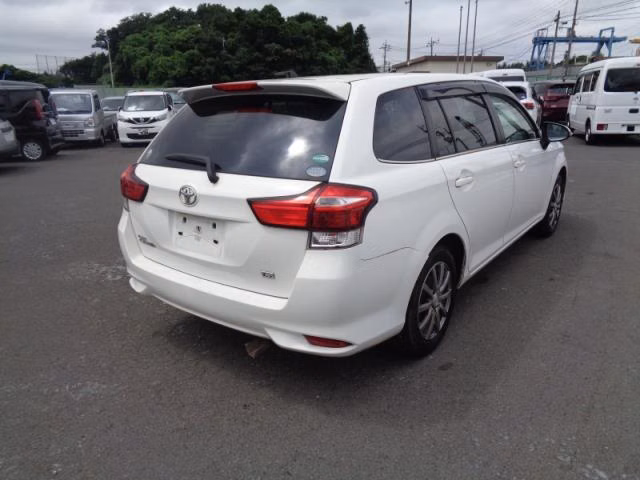 TOYOTA COROLLA FIELDER