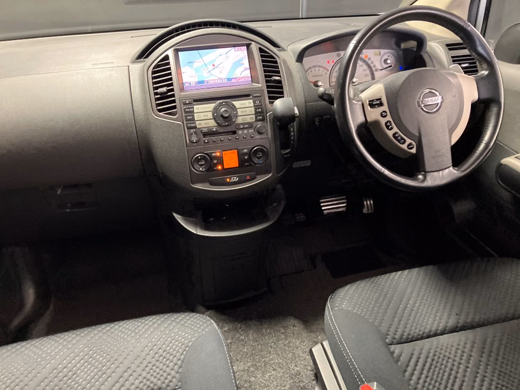 NISSAN LAFESTA